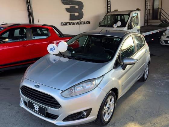 FORD FIESTA 1.5 SE HATCH 16V FLEX 4P MANUAL FORD FIESTA 1.5 SE HATCH 16V FLEX 4P MANUAL